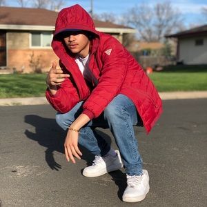 Meet your Posher, Sid